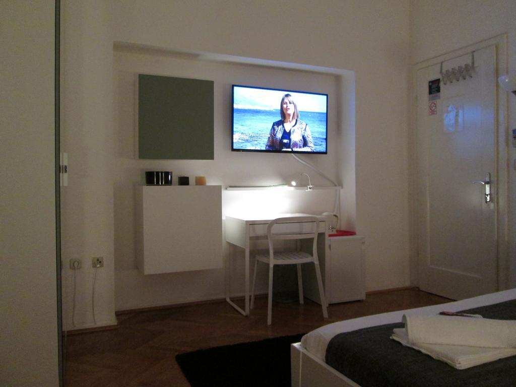 St. Lazarus Room Dubrovnik Rom bilde